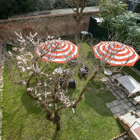 Ca' Ramandolo Garden דירה *